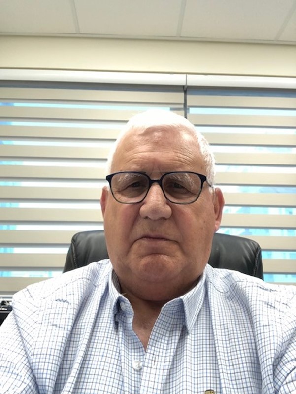  יצחק סינה